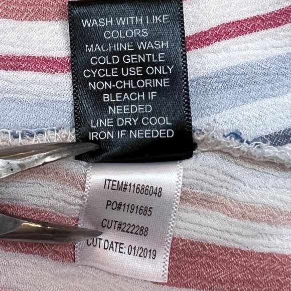 Torrid Ivory Stripe Pullover Sleeveless Tank Size 3 - Picture 10 of 15